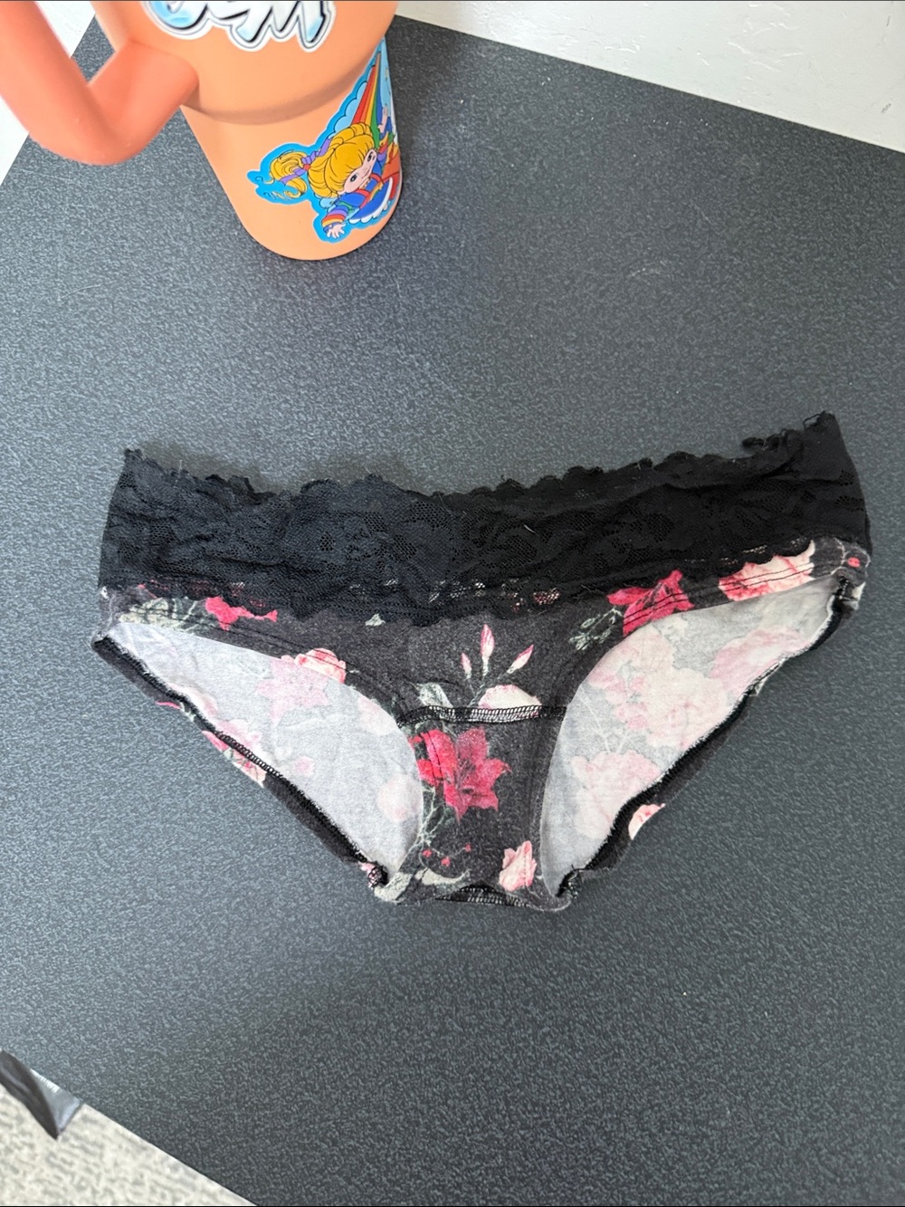 Women's Black Floral Lace-Trim Hipster Panty